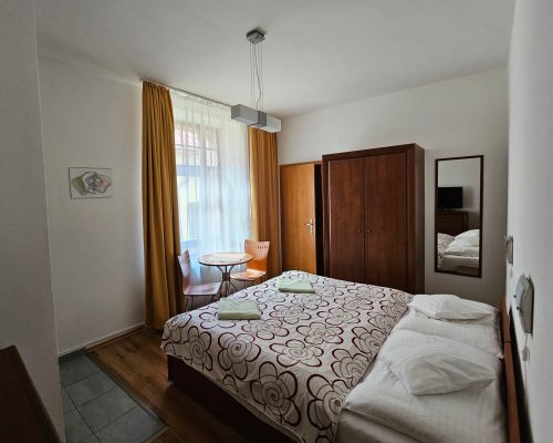 Penzión pod Kriváňom_Izba č.2_1